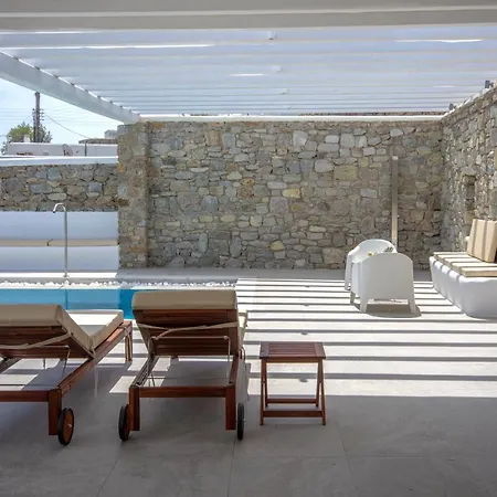 Artemis Mykonos Town