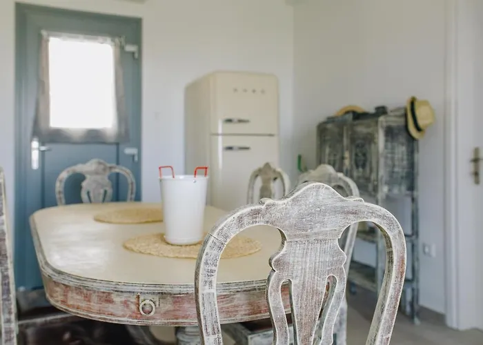 Artemis Mykonos Town